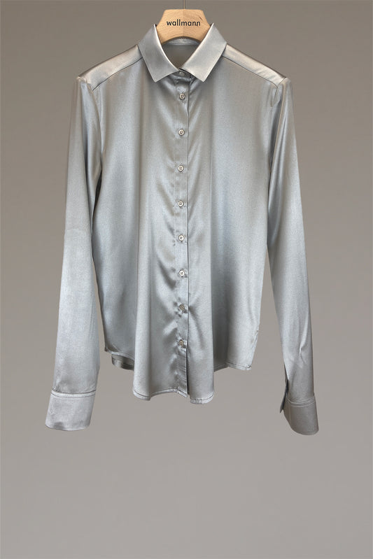 leger geschnittene seidenbluse in grau mit klassischem blusemkragen, langarm mit manschetten, durchgeknöpfte leiste, wallmann
